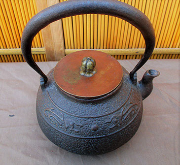 Top view - Iron teapot, bronze lid, dragons, Japanese tea ceremony, ikebana, mingei, Japanese interior design, Japanese garden, in Los Angeles