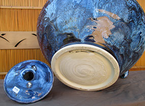 Bottom view Large Shigaraki teapot,blue Japanese ceramics, mingei, Japanese garden, interior design, tea ceremony, Japanese antiques Los Angeles