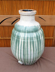Shigaraki pot, Japanese ceramics, pottery, mingei item for Japanese garden, interior design, tea ceremony, Japanese antiques Los Angeles, Asian 