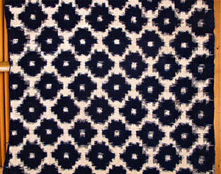 Four pieces vintage kasuri fabric, handwoven blue and white cotton, dark blue indigo medallions, Japanese antique mingei handicraft, hand dyed