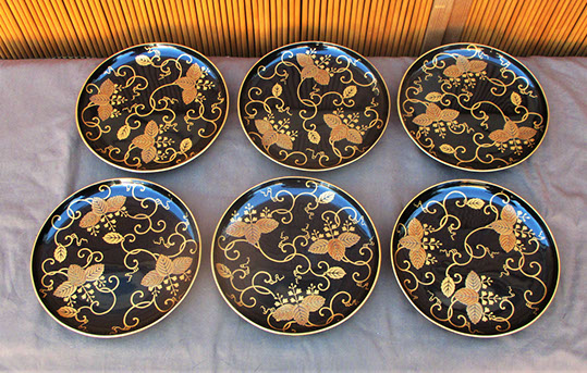 6 black lacquer plates, handpainted gold vines; gold maki-e leaves, gold rims, for Japanese interior design, tea ceremony, art in Los Angeles 
